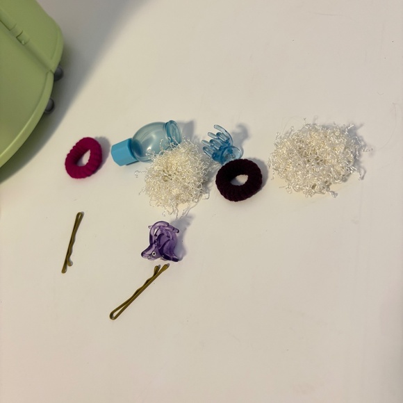 American Girl Doll Hair Styling Center Hairdresser Caddy Accessories Green 18” - Picture 3 of 4